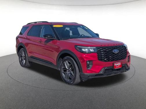 Rapid Red Metallic Tinted Clearcoat 2025 Ford Explorer ST-Line