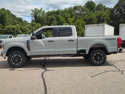 2025 Ford F-250 XLT