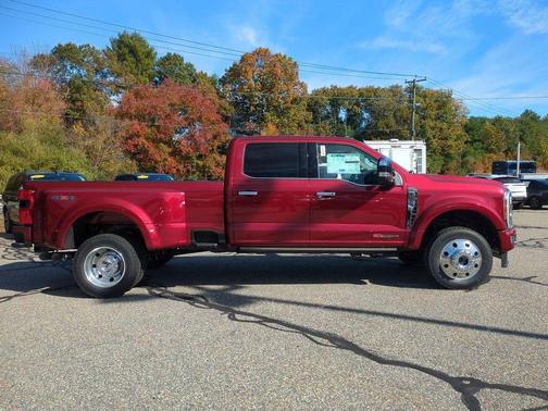 2026 Ford F-450 Platinum