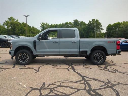 2025 Ford F-350 Platinum