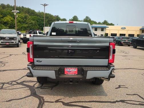 2025 Ford F-350 Platinum