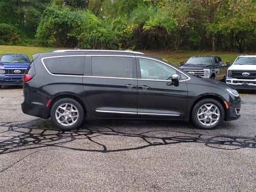 2019 Chrysler Pacifica Limited