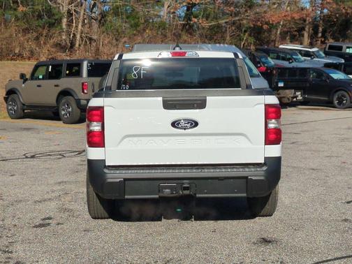 2025 Ford Maverick XL