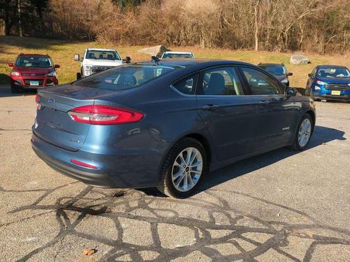 2019 Ford Fusion Hybrid SE