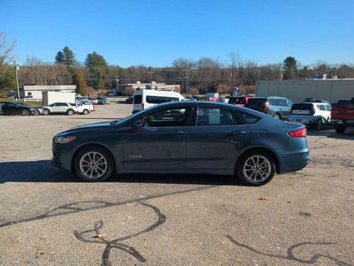 2019 Ford Fusion Hybrid SE