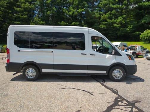 2025 Ford Transit-350 XL