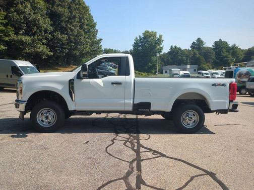2025 Ford F-350 XL