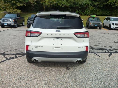 2021 Ford Escape Titanium