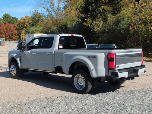 2026 Ford F-450 Platinum
