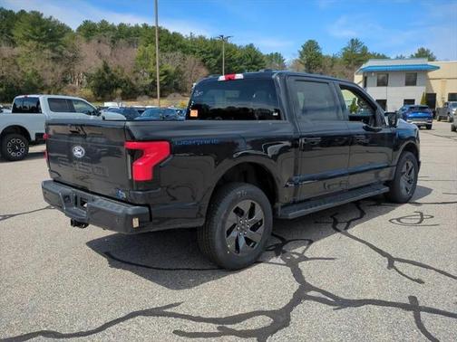 2025 Ford F-150 Lightning Flash
