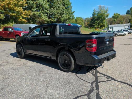 2025 Ford Maverick Lobo Standard