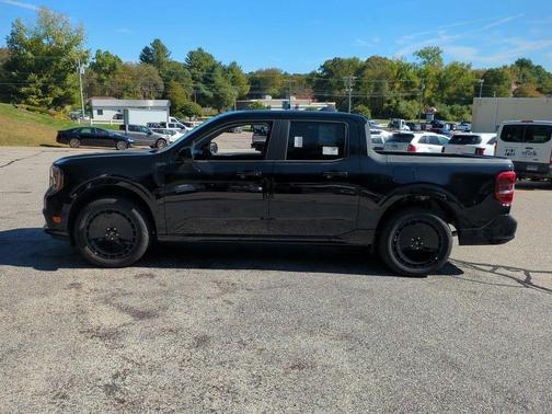 2025 Ford Maverick Lobo Standard