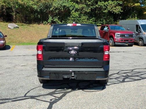 2025 Ford Maverick Lobo Standard