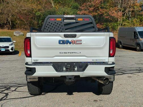 2023 GMC Sierra 3500 Denali