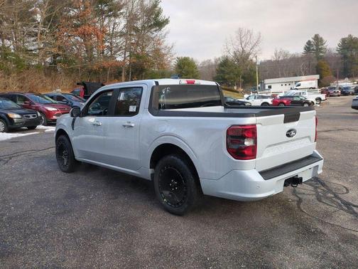 2026 Ford Maverick Lobo Standard