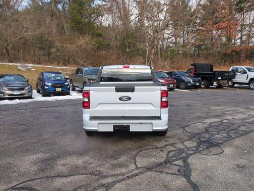 2026 Ford Maverick Lobo Standard