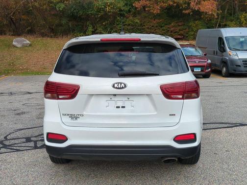 2019 Kia Sorento LX