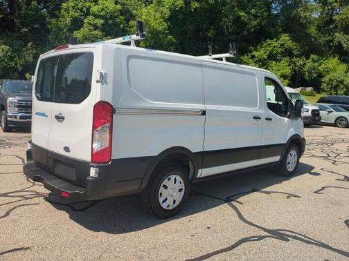 2022 Ford Transit-350 Base