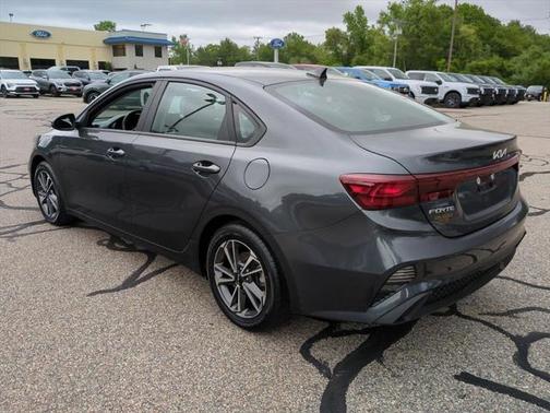 2022 Kia Forte LXS