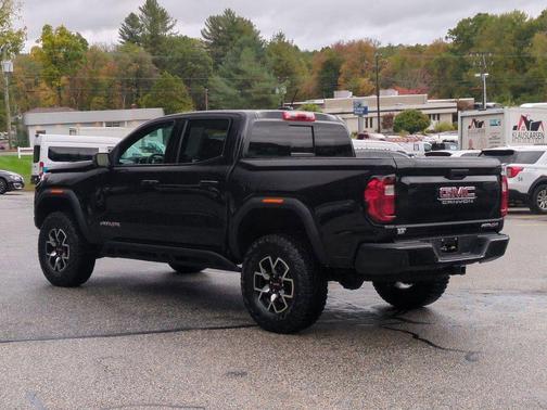 2024 GMC Canyon AT4X