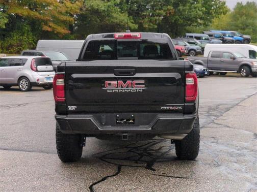2024 GMC Canyon AT4X