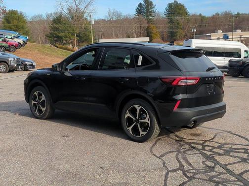 2026 Ford Escape ST-Line Select