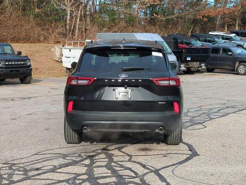 2026 Ford Escape ST-Line Select