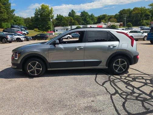 2024 Kia Niro LX