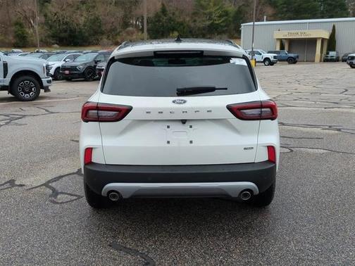 2025 Ford Escape SE