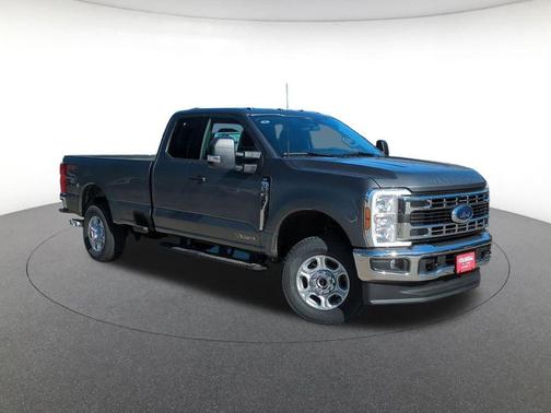 2025 Ford F-350 XLT