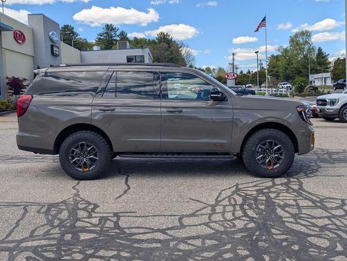 Marsh Gray 2026 Ford Expedition Tremor