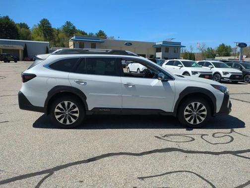 2023 Subaru Outback Touring