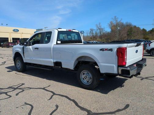 2025 Ford F-350 XL