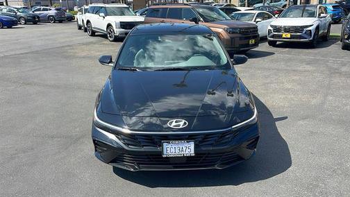 2025 Hyundai ELANTRA SEL Convenience