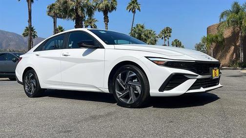 2025 Hyundai ELANTRA HEV SEL Sport