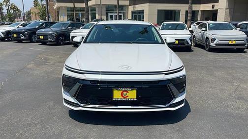 2025 Hyundai SONATA SE