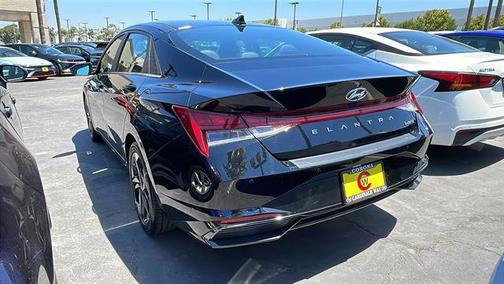 2023 Hyundai ELANTRA HEV Limited