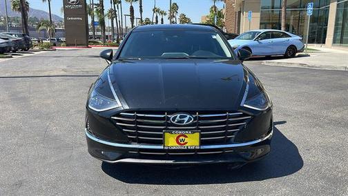 2022 Hyundai SONATA SE