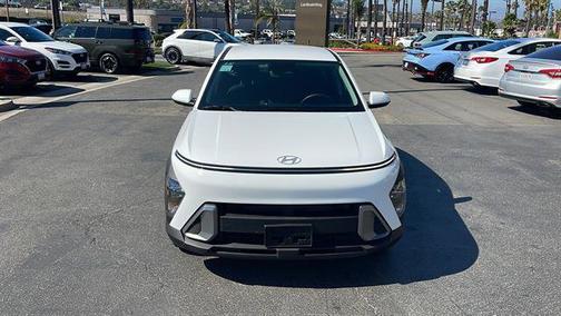 2025 Hyundai KONA SE