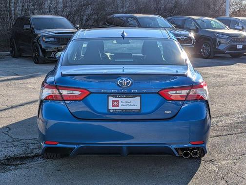 2020 Toyota Camry SE