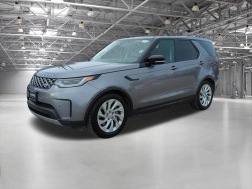 2024 Land Rover Discovery P300 S
