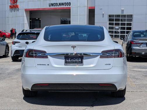 Pearl White Multi-Coat 2018 Tesla Model S 100D