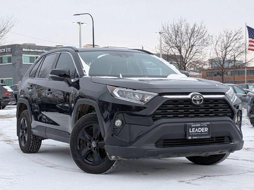 2020 Toyota RAV4 XLE