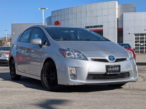 2010 Toyota Prius III