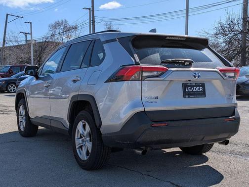 2019 Toyota RAV4 Hybrid LE