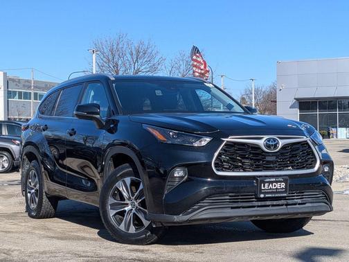 2024 Toyota Highlander XLE