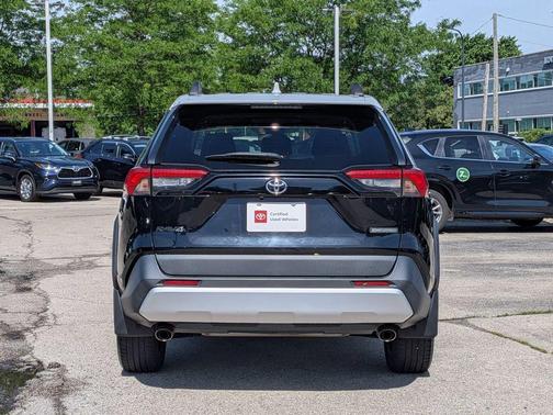 Midnight Black/Ice Edge Roof 2019 Toyota RAV4 Adventure