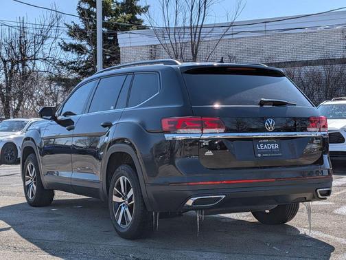 2022 Volkswagen Atlas 2.0T SE