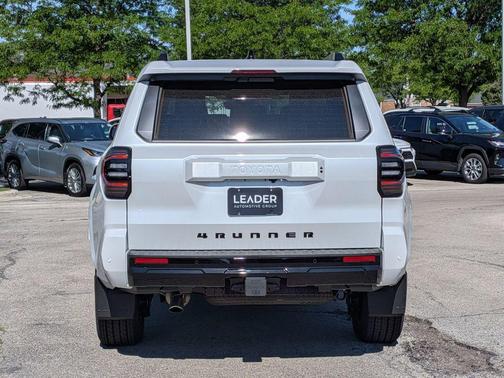 Wind Chill Pearl 2026 Toyota 4Runner TRD Sport