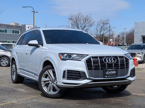 2021 Audi Q7 45 Premium Plus